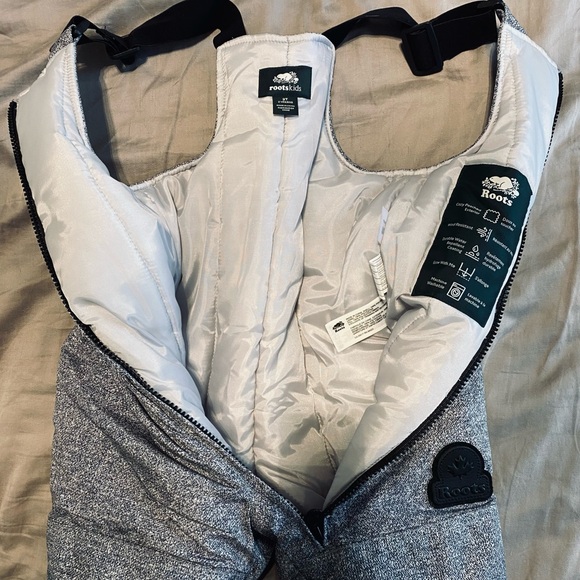 Roots kids winter jumpsuit - Picture 6 of 7